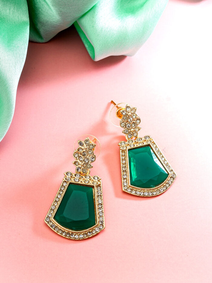 Attractive gold-plated earrings featuring an alluring emerald-colored stone.