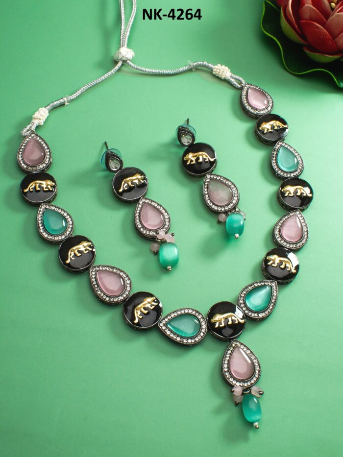 Royal Panther Oxidized Kundan Set