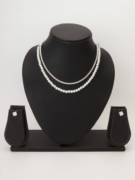 Grace & Glam White Pearl & Diamond Cut Necklace Set